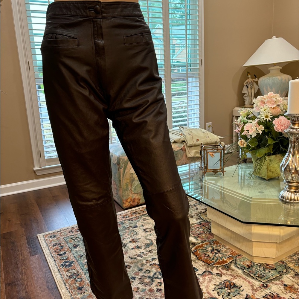STUNNING & ELEGANT ITALIAN PANTS IN GREAT CONDITION